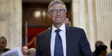 Gates, yapay zekanın ekonomik ve toplumsal çalkantıya yol açabileceğini söyledi