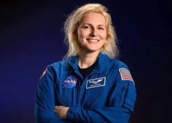 Deniz Burnham kimdir? NASA Astronotu Deniz Burnham kaç yaşında, nereli?