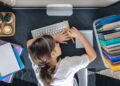 Aynı anda birkaç işi yapmak (multitasking) zekâ belirtisi mi, yoksa beyni erken yaşlandıran büyük bir yanılgı mı?