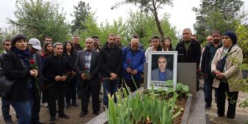 Özgür Basın’ın mamostesi mezarı başında anıldı