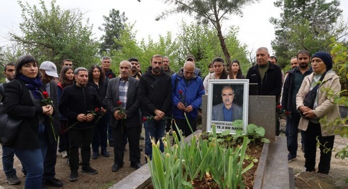 Özgür Basın’ın mamostesi mezarı başında anıldı