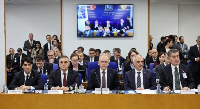 2027 bütçesi açıklandı: Savunma harcamalarında yüzde 86 artış, faiz giderleri 3,9 trilyon