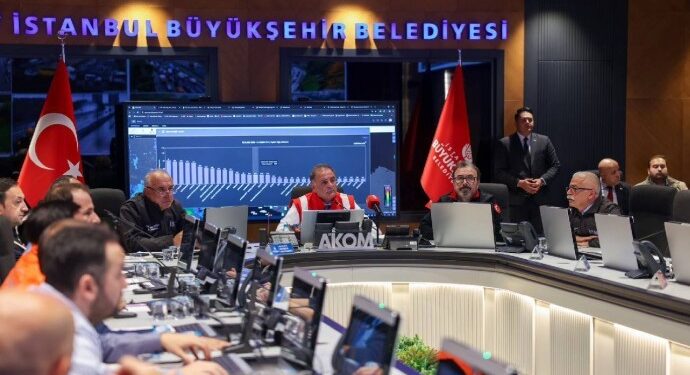 AKOM’dan İstanbul’da şiddetli yağış nedeniyle turuncu alarm