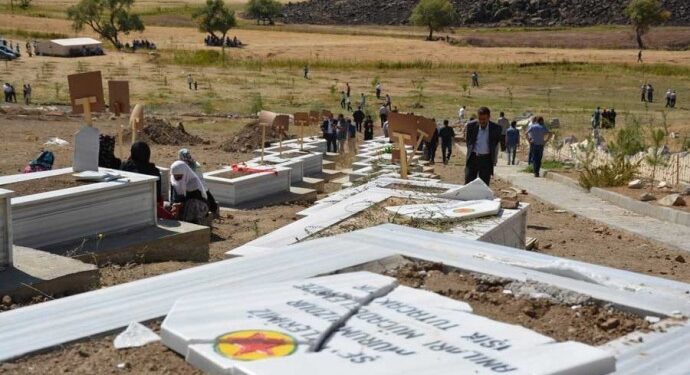 DEM Parti, İsmail Rohahî Mezarlığı’nı Meclis gündemine taşındı