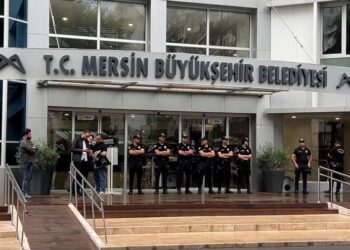 Mersin ve Eyüpsultan belediyeleri soruşturması: Toplam 29 kişi tutuklandı