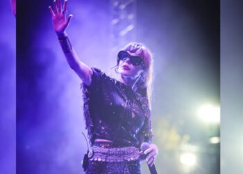Gaye Su Akyol’a Almanya’da yoğun ilgi: Konserleri kapalı gişe gerçekleşti