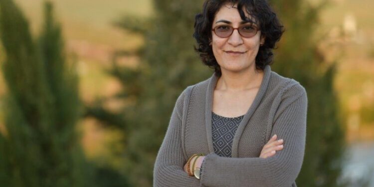 Yazılmamış hiçbir kadın hikâyesi kalmayana adanan bir yaşam: Nagihan Akarsel
