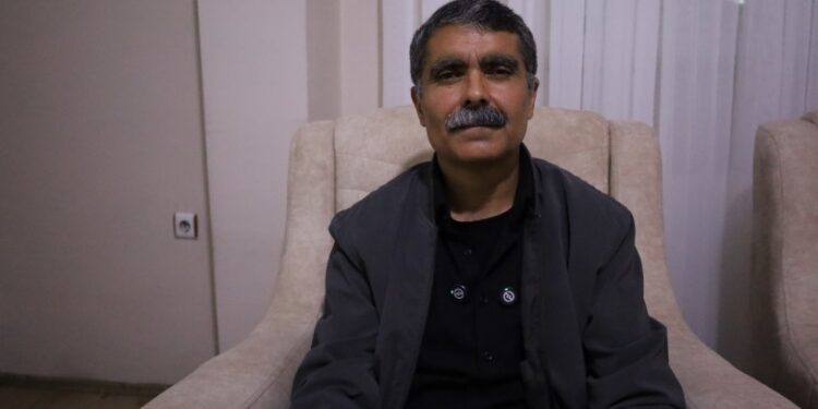 30 yılın ardından tahliye oldu: Siyasi hesaplar yapmak yerine samimi adımlar atılmalı