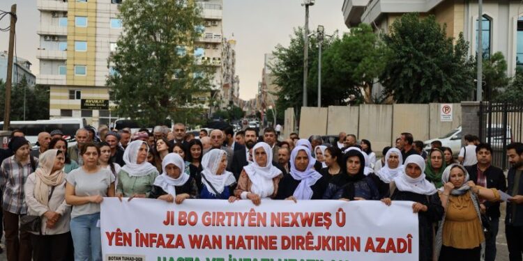 Cizîr’de tutsaklar için eylem: Abdullah Öcalan ve siyasi tutsaklar serbest bırakılsın