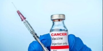Onkoloji dünyasında tarihi başarı: Moderna’nın kişiselleştirilmiş mRNA kanser aşısı nüks riskini yüzde 42 düşürdü