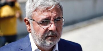 Mehmet Metiner: Süreci hızlandıracak somut adımların atılması şart