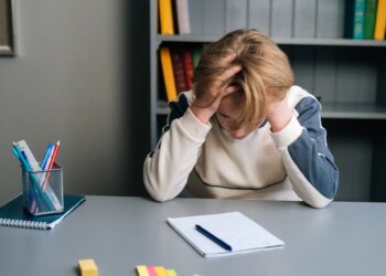 Zihinsel verimliliğinizin önüne geçiyor: Odaklanmayı zorlaştıran 10 alışkanlık