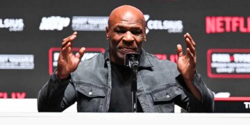 Mike Tyson, Tuzlu Kahve dizisine konuk oluyor