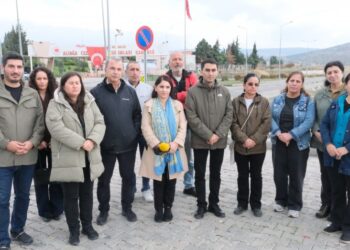 DEM Parti heyeti Ege’de tutsakları ziyaret etti