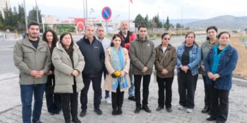 DEM Parti heyeti Ege’de tutsakları ziyaret etti
