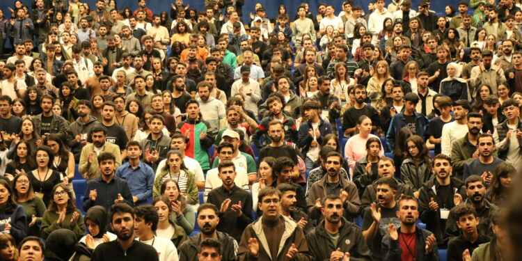 Komünalist öğrencilerden çağrı: Komünleşelim, kolektifleşelim