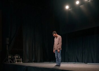 Sosyal kaygının arkasındaki gerçek: Spotlight etkisi