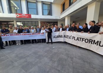 Suriye’de Alevi işçilere dönük saldırılar Adana’da protesto edildi