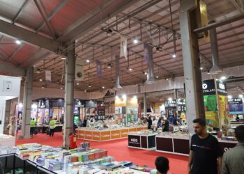 Amed Kitap Fuarı’nda yayınevleri ilgisizlikten şikayetçi