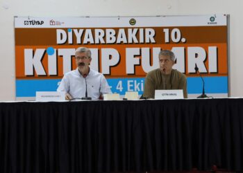 Arkaş Amed Kitap Fuarı’nda konuştu: İmralı’da her an dolu dolu geçerdi