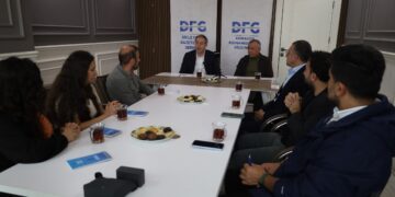 Bakırhan’dan Özgür Basın’a ziyaret: Sistem basınla barışmalı
