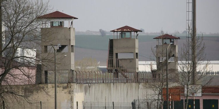 ‘Sayın Öcalan’ hitabına hücre cezası verilmişti: AYM, 18 yıl sonra hak ihlali dedi