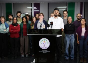 Enternasyonal Gençlik Heyeti’nden Abdullah Öcalan’ı ziyaret başvurusu