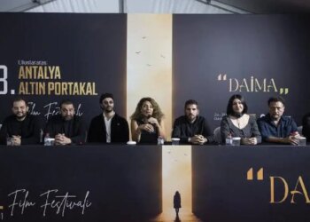 Altın Portakal Film Festivali’nde ‘Artakalan’ ve ‘Düğün Şarkıcısı’ seyirciyle buluştu: Sinemamız ‘kurtulur’ mu?