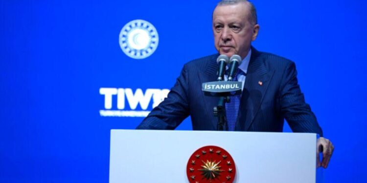 Erdoğan: Fon sorununu kontrol altına aldık