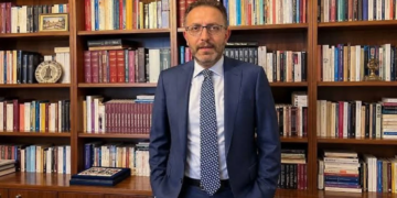 Fon soruşturması: Erdoğan’ın eski başdanışmanı ve Türkiye Sigorta müdür yardımcısı tutuklandı