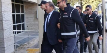 Milas Belediye Başkanı Topuz görevden uzaklaştırıldı