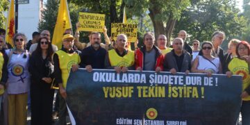 Eğitim Sen’den okul saldırılarına tepki: Toplumsal koşullar konuşulmalı