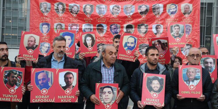 Suruç Aileleri İnisiyatifi: Pîrsûs ve Gar katliamlarının sorumluları yargılansın