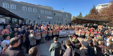Esenyurt’taki cemevi tahliye kararı protesto edildi