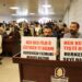 Belediye meclis toplantısında ihraç edilen Zeyni İpek’in istifası istendi
