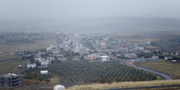 Dêrgul’da elektrik kesintisi mağdur etti, 5 genç tutuklandı