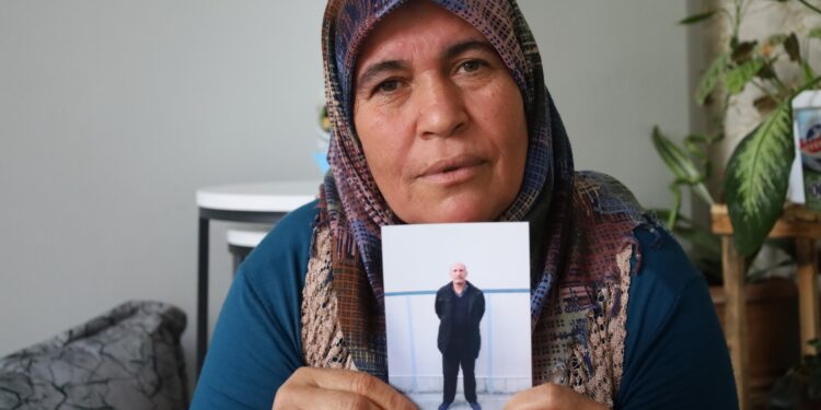 Kalp krizi geçiren tutsak hastaneye 2,5 saatte ulaştırıldı